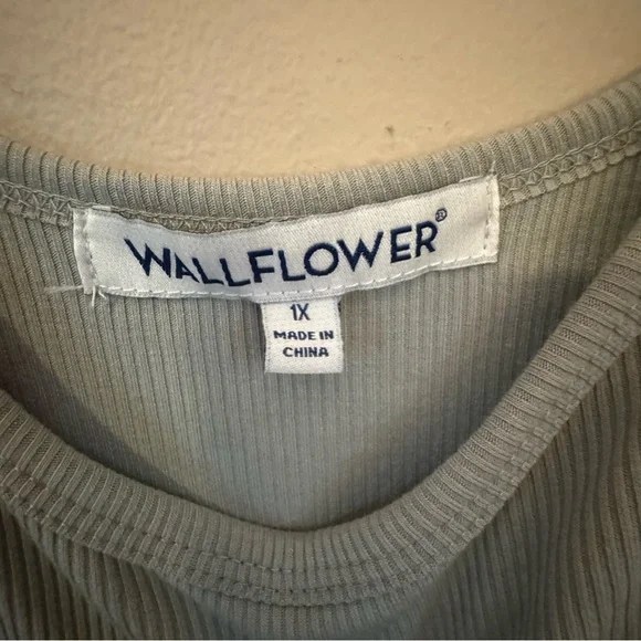 Sleeveless Tiered dress with shorts built in - Seagrass - Picture 7 of 11